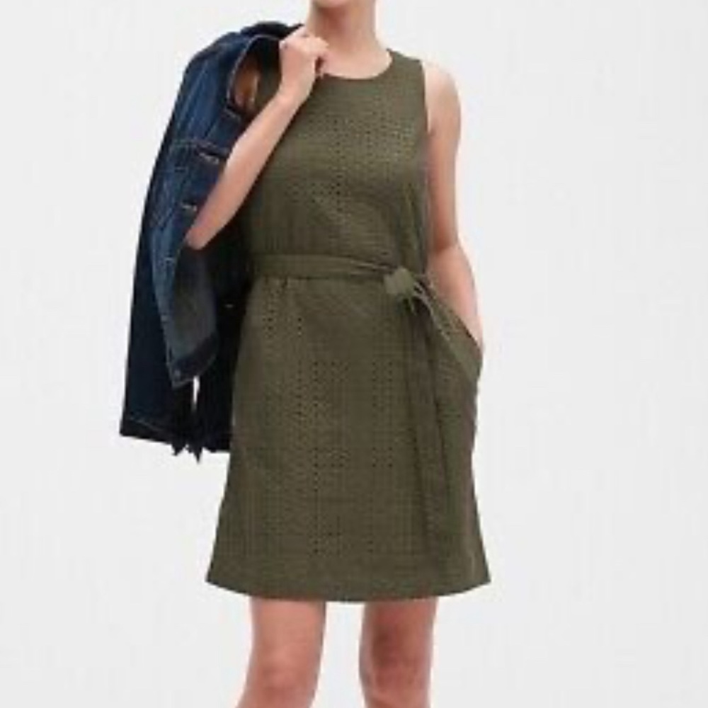 EYELET SHIFT DRESS WITH TIE AT WAIST